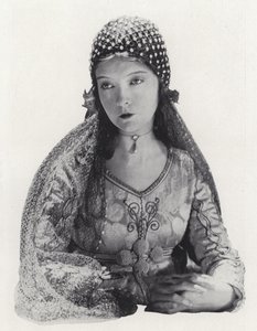 リリアン・ギッシュ、アメリカの女優、映画スター 作： American Photographer